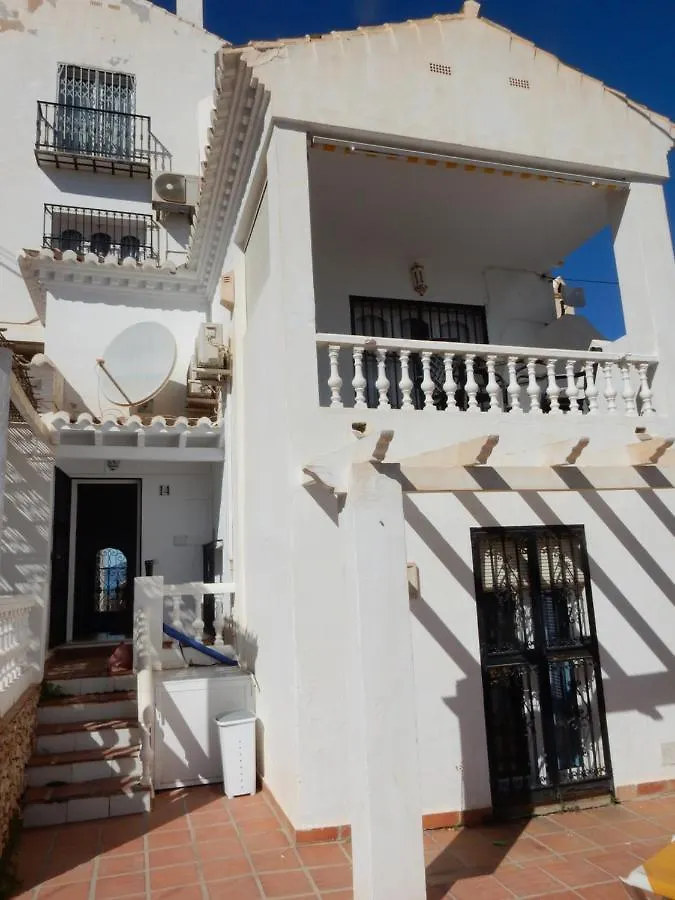 Beach Villa ,Nerja, Seaview, Pool, 3 Bedrooms, Huge Terrace And Garden 0*, 内尔哈 西班牙