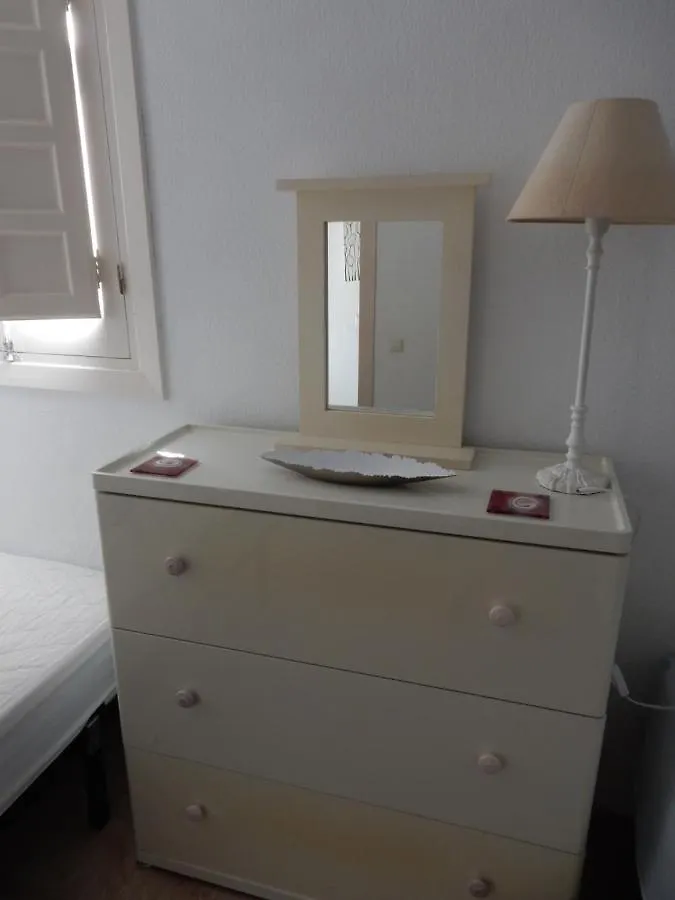 Beach Villa ,Nerja, Seaview, Pool, 3 Bedrooms, Huge Terrace And Garden 内尔哈