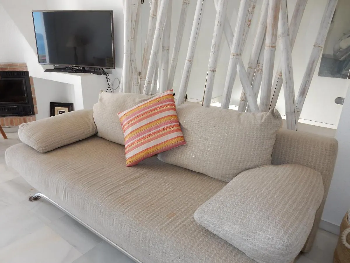 Beach Villa ,Nerja, Seaview, Pool, 3 Bedrooms, Huge Terrace And Garden 0*, 内尔哈 西班牙
